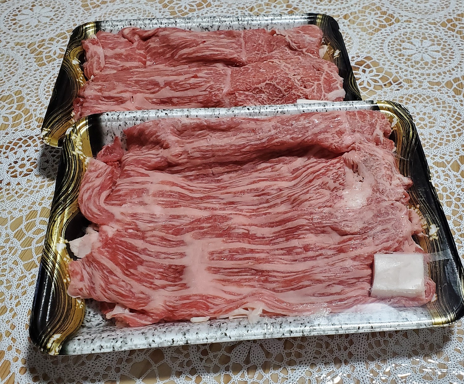 楽天市場】松阪牛 すき焼き肉760g A5ランク厳選 和牛 牛肉 送料無料 －産地証明書付－松阪肉の中でも、脂っぽくなく旨味の強い赤身のすき焼き肉  敬老の日 ギフト あす楽対応 松坂牛 松坂肉(伊勢鳥羽志摩特産横丁) | みんなのレビュー・口コミ