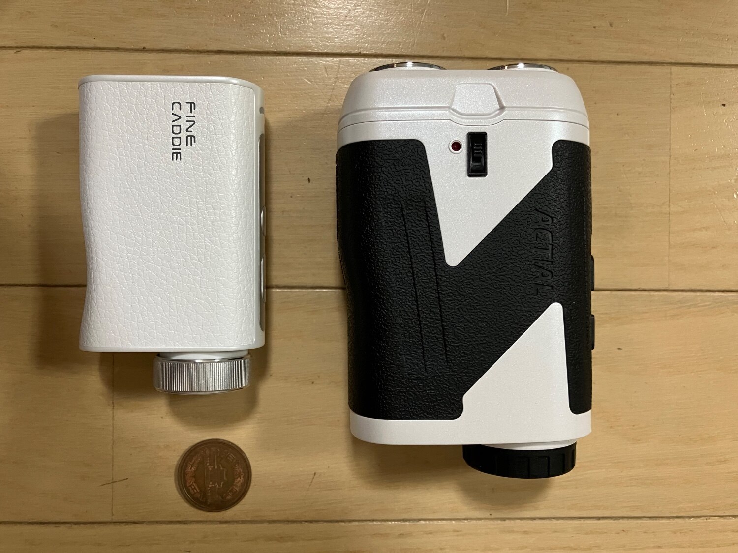 FINE CADDI ゴルフ用距離計 J７mini ホワイト ファインキャディ 自社史上最軽量！103gのゴルフ距離計！ファインデジタル