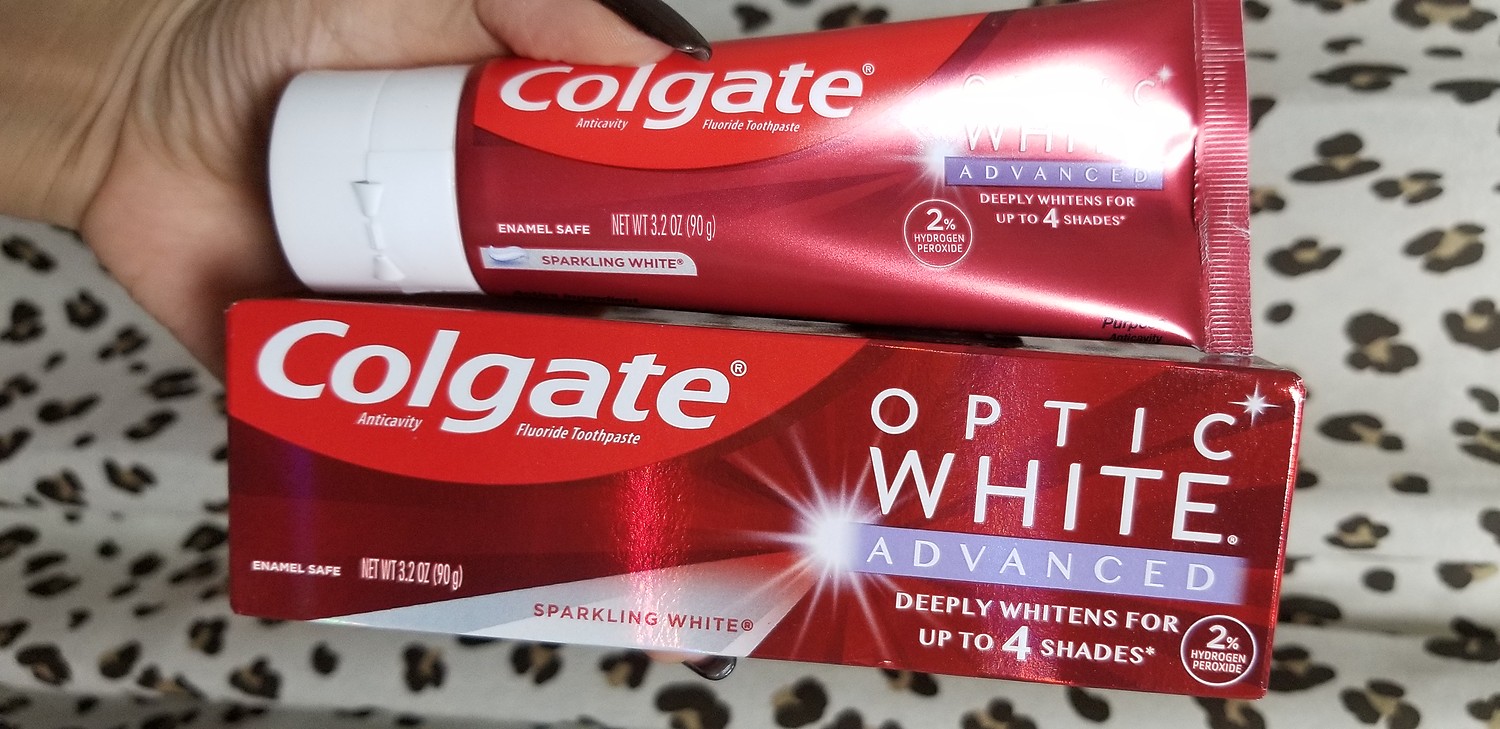 Colgate Optic White ホワイトニング歯磨き粉 - その他