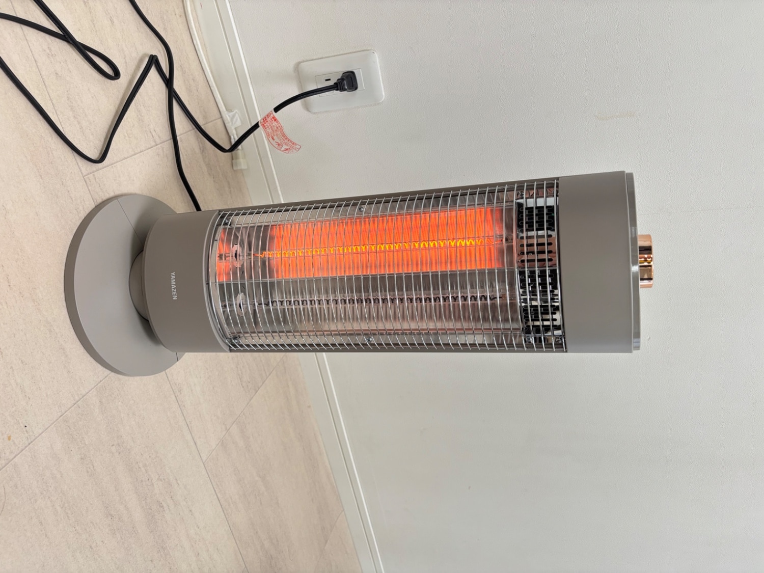 楽天市場】ヒーター 電気ストーブ カーボンヒーター おしゃれ 700W