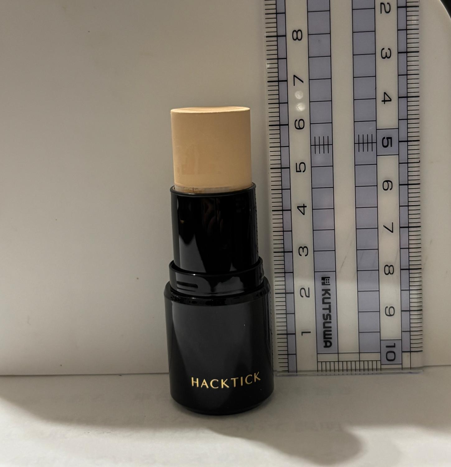 楽天市場】「1本でパウダーまで終わるファンデーション」HACKTICK 5.6g
