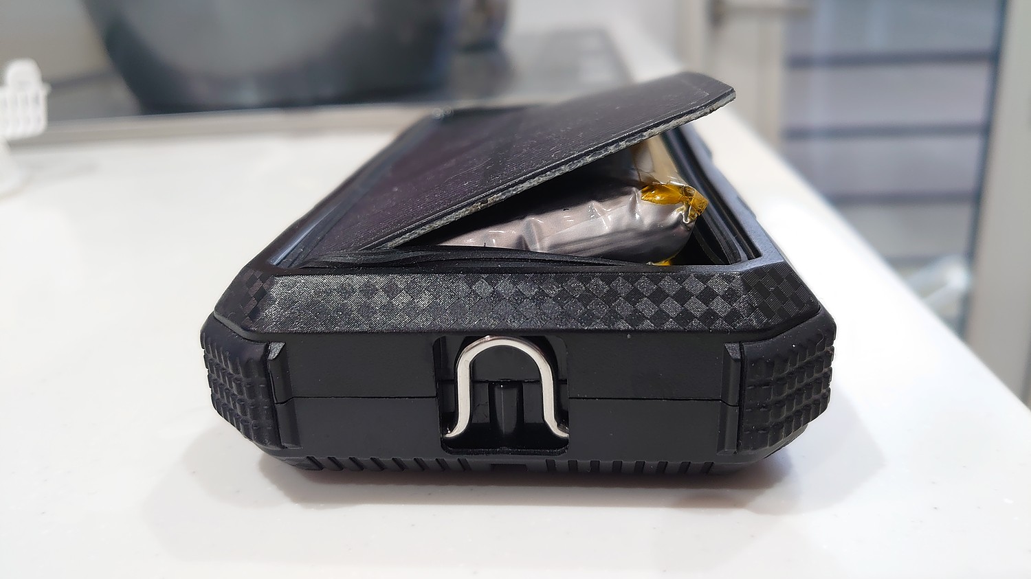 【マラソンクーポンで4,080円】モバイルバッテリー ワイヤレスソーラーパネル 40800mAh PD22.5W 大容量  高出力Iphone12 急速充電 ソーラー充電器 LEDライト付き 携帯充電器 3USB出力ポート QCPD対応 太陽能 充電器 ソーラーチャージャー  アウトドア 残量表示 ...