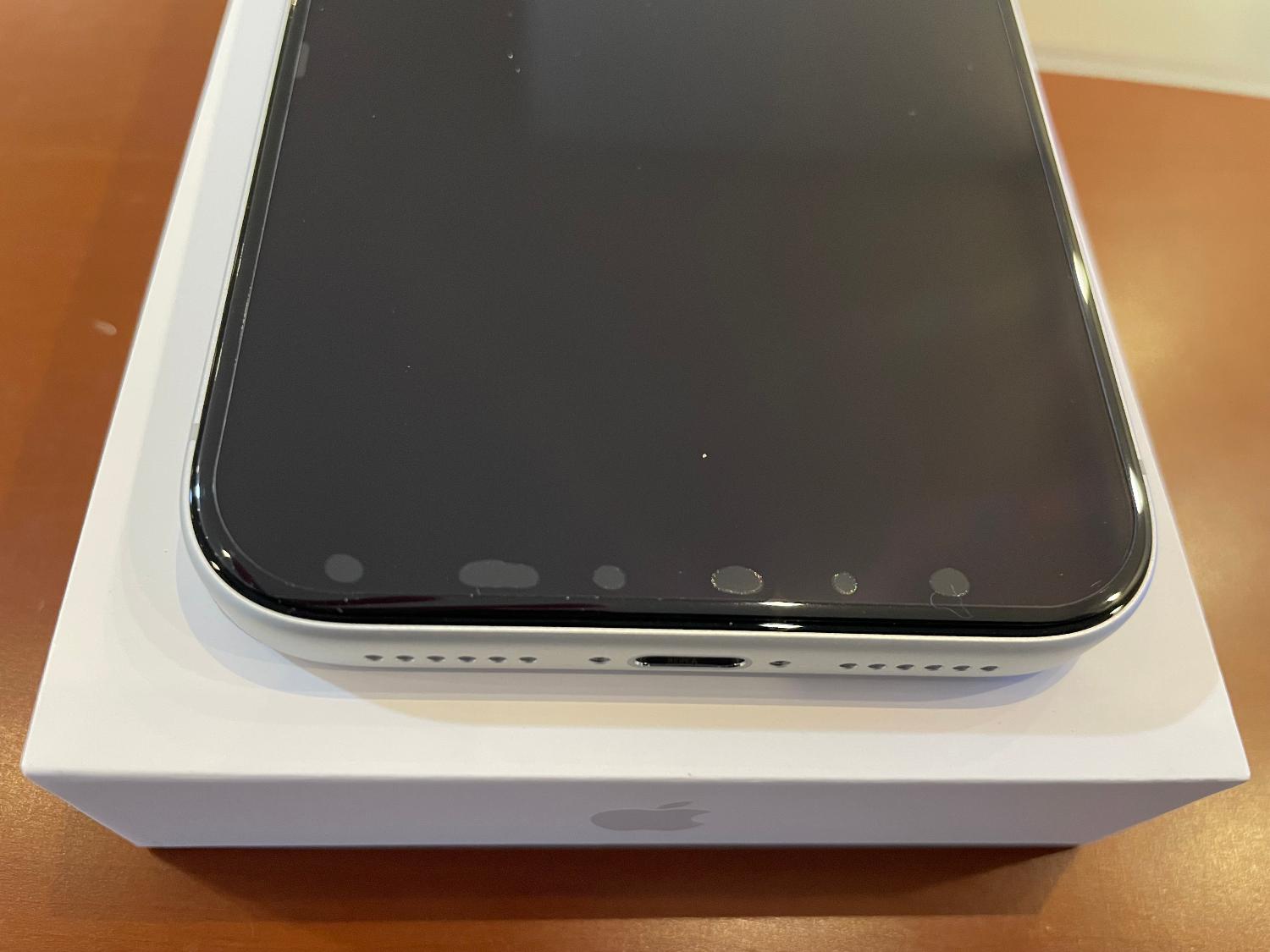 iPhoneガラスフィルム ブルーライトカット 貼るピタ レビュー画像13