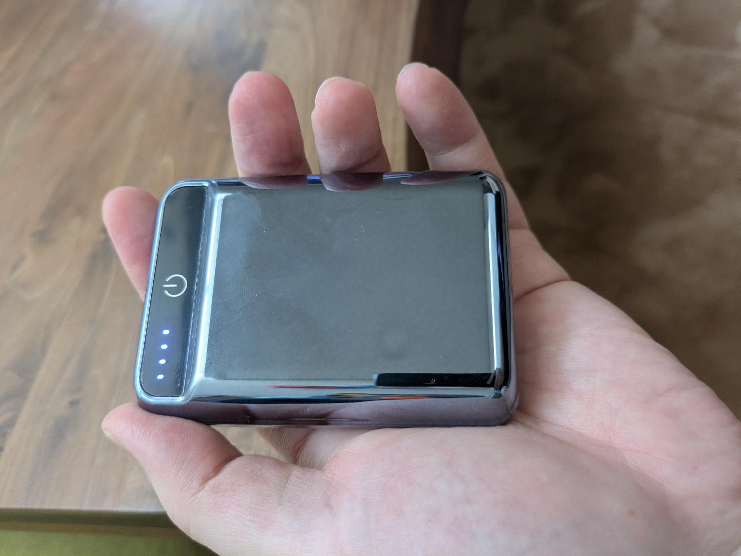 モバイルバッテリー 10000mAh 大容量 ポータブル 急速充電 5V モバイルバッテリー 10000mAh 口コミ レビュー画像6