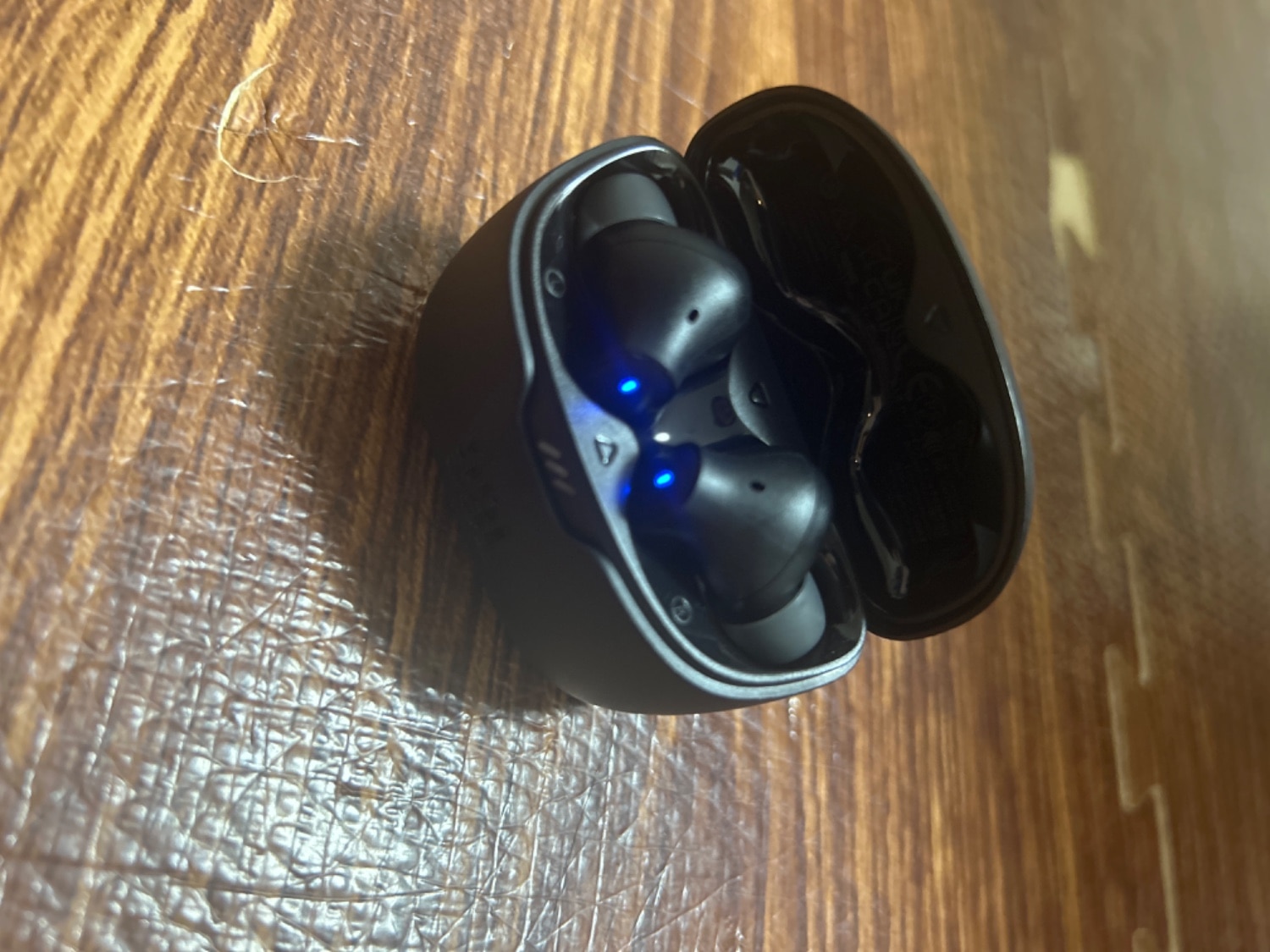 JBL TUNEBEAM ワイヤレスイヤホン レビュー画像4