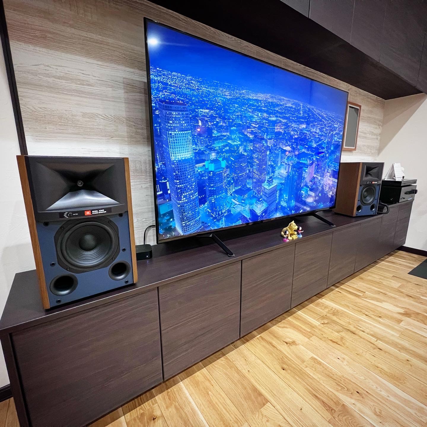 楽天市場】JBL - 4309(ペア)ブックシェルフスピーカー【在庫 楽天市場】JBL - 4309(ペア)ブックシェルフスピーカー【在庫