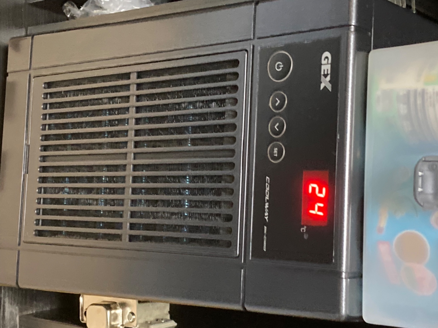 楽天市場】GEX 水槽用クーラー クールウェイ BK−C120 〜100L 楽天市場】GEX 水槽用クーラー クールウェイ BK−C120 〜100L