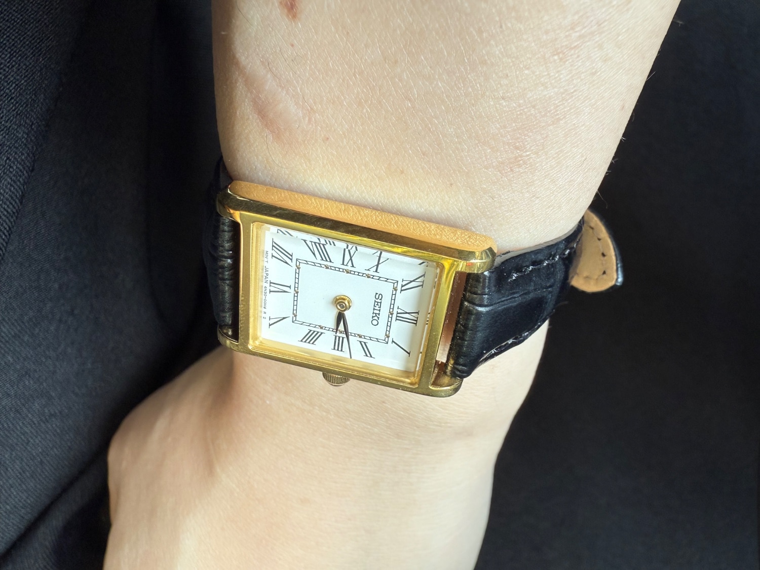 楽天市場】【10年保証】【日本未発売】SEIKO ESSENTIALS LADYS