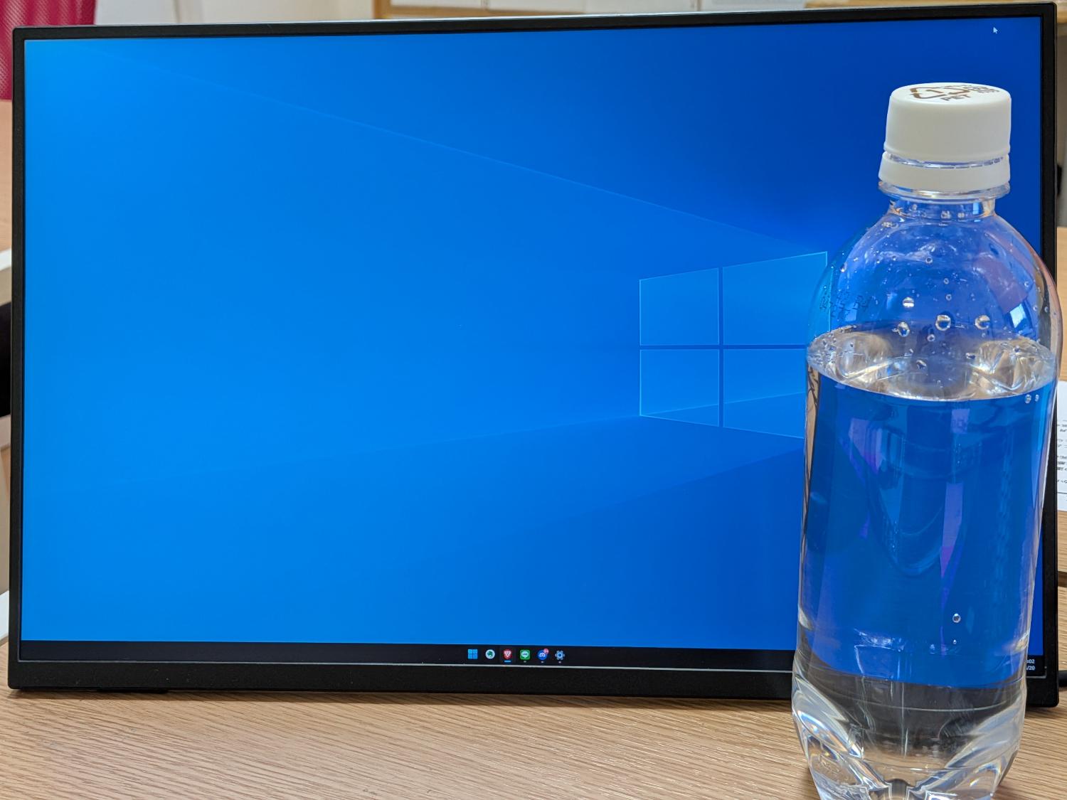 楽天市場】kksmart モバイルモニター 16インチ 自立型 薄型 軽量730g