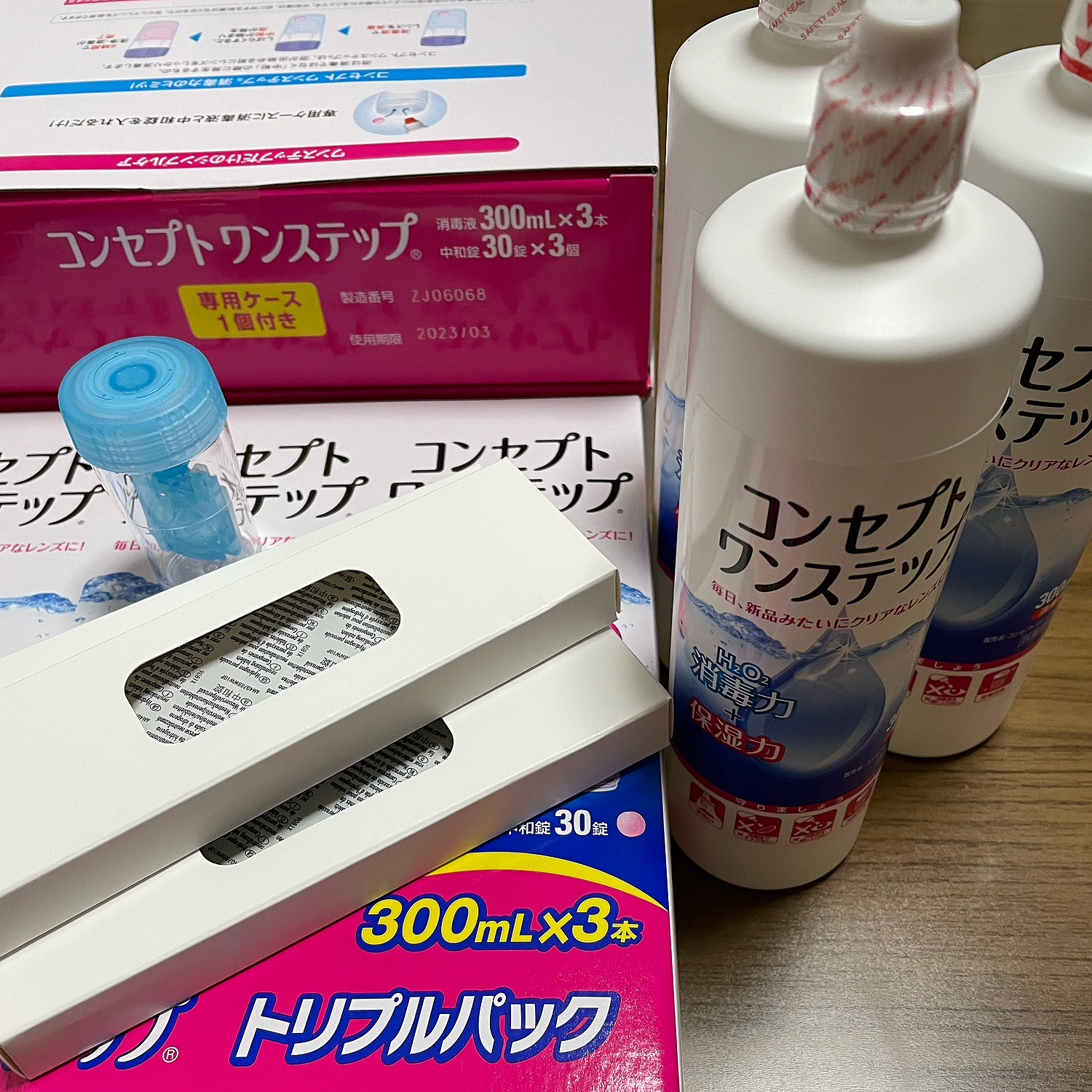 市場 送料無料 コンセプトワンステップ ソフトコンタクトレンズ用洗浄液 ケース付 300ml×12