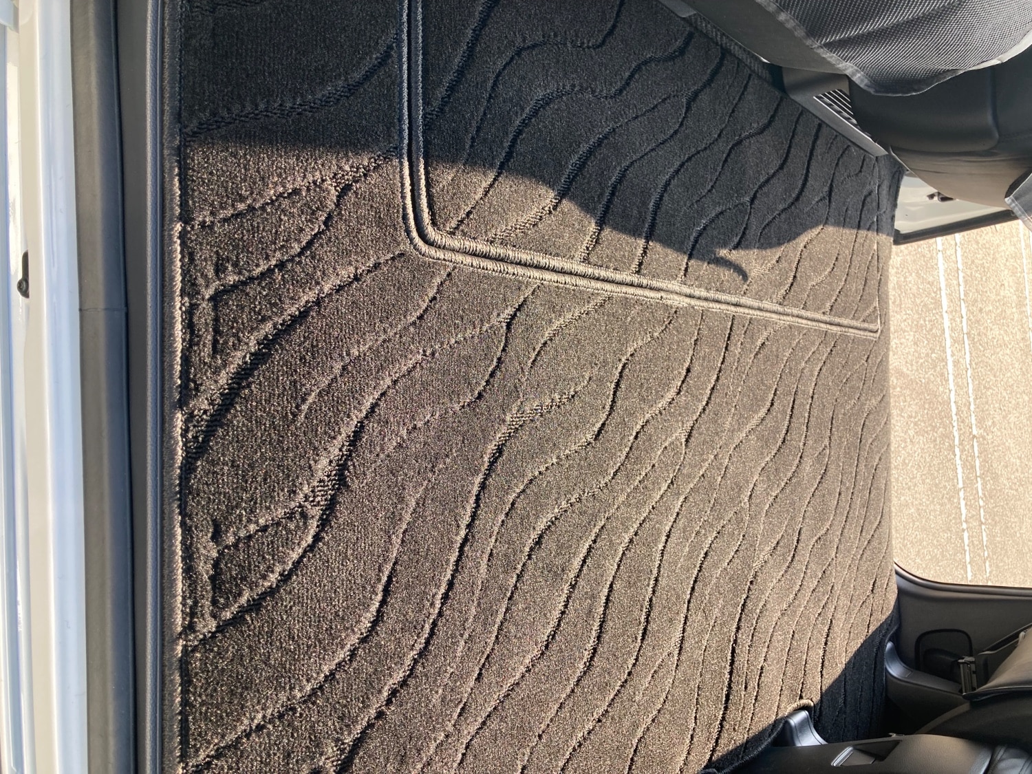 トヨタ 新型 ノア ヴォクシー 90系 2025年9月〜対応 セカンドラグマット ◆ジェネラル HOTFIELD 光触媒 ノアヴォクシー90系 セカンドラグマット HOTFIELD レビュー画像15