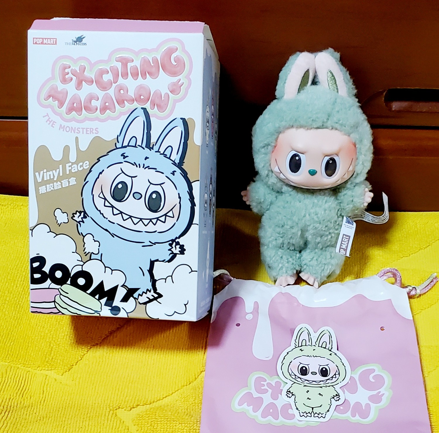 ポップマート　ラブブ　ぬいぐるみペンダント　マカロン　青　グレー　ブルー ポップマート ラブブ ぬいぐるみペンダント マカロン 青 グレー
