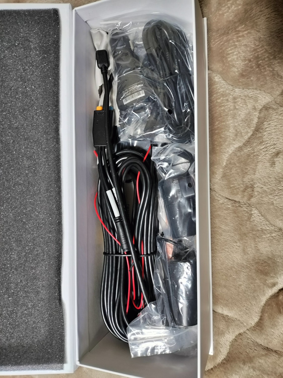 ドライブレコーダー ミラー型 前後カメラ 12インチ 後カメラズーム機能 分離型 ドラレコ デジタルインナーミラー 車内 ミラー型ドライブレコーダー PORMIDO PR998C レビュー画像4