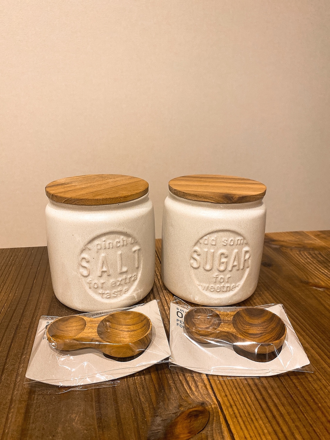 楽天市場 Saliu キャニスター Bs03 2個セット おしゃれ 陶器 セット Lolo 調味料入れ 砂糖 塩 容器 塩入れ 木製 コーヒー シュガーポット 砂糖入れ 大きい かわいい 北欧 可愛い 密閉容器 保存容器 入れ物 シュガー ソルト セット オシャレ Favras ファブラス 雑貨 楽天市場 Saliu キャニスター Bs03 2個セット おしゃれ 陶器 セット Lolo 調味料入れ 砂糖 塩 容器 塩入れ 木製 コーヒー シュガーポット 砂糖入れ 大きい かわいい 北欧 可愛い 密閉容器 保存容器 入れ物 シュガー ソルト セット オシャレ Favras ファブラス 雑貨