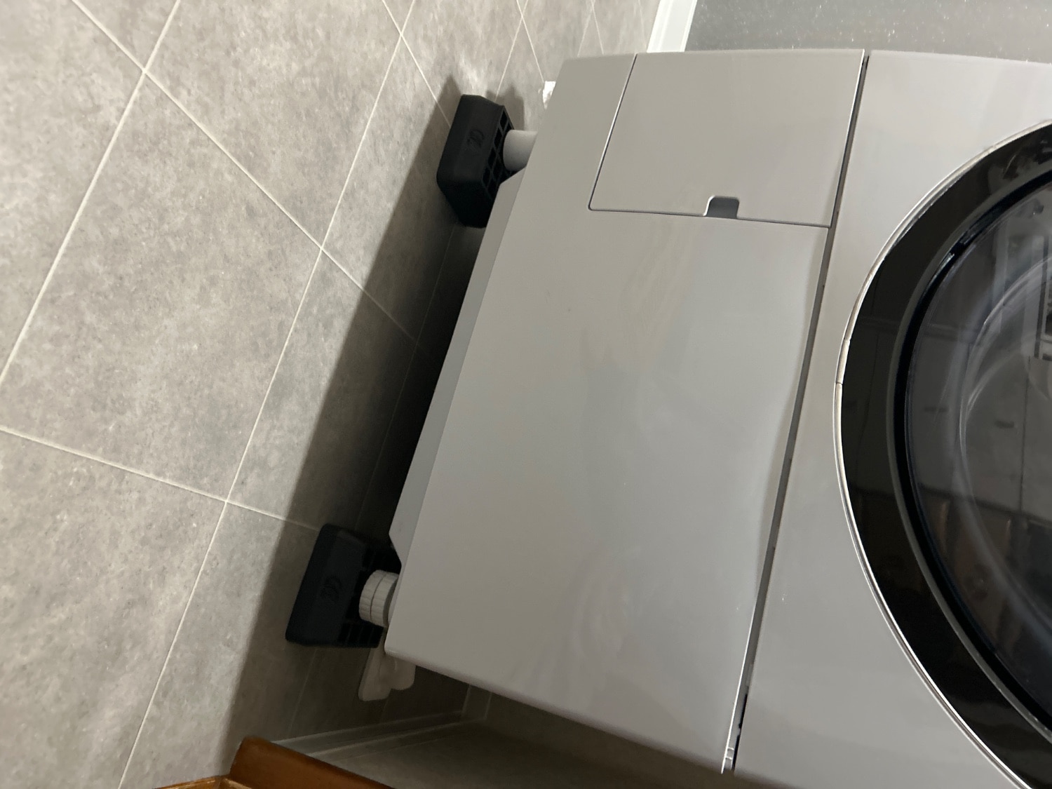 洗濯機かさ上げ台 防振・防音ゴムマット TFi-5505 ドラム式 あしあげ隊 TFi-5505 洗濯機かさ上げ台 レビュー画像4