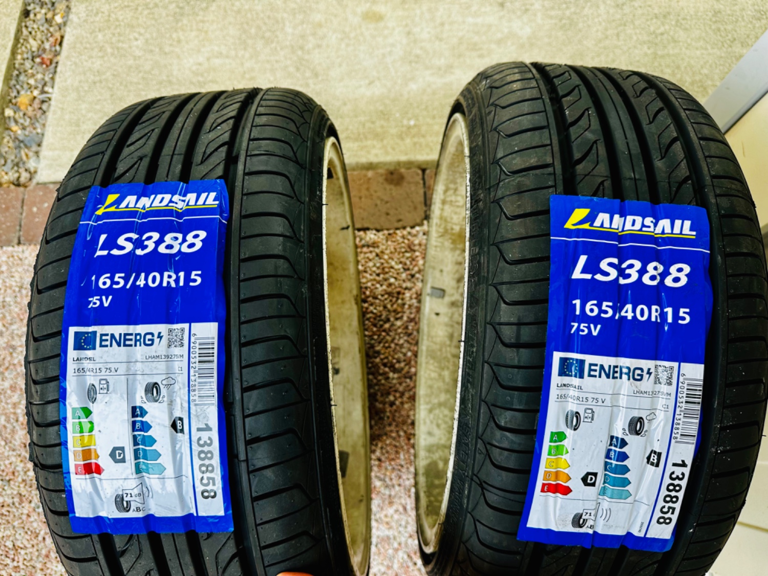 新品 LANDSAIL ランドセイル 165/40R15 2023年製造 新品 LANDSAIL ランドセイル 165/40R15 2023年製造 - メルカリ