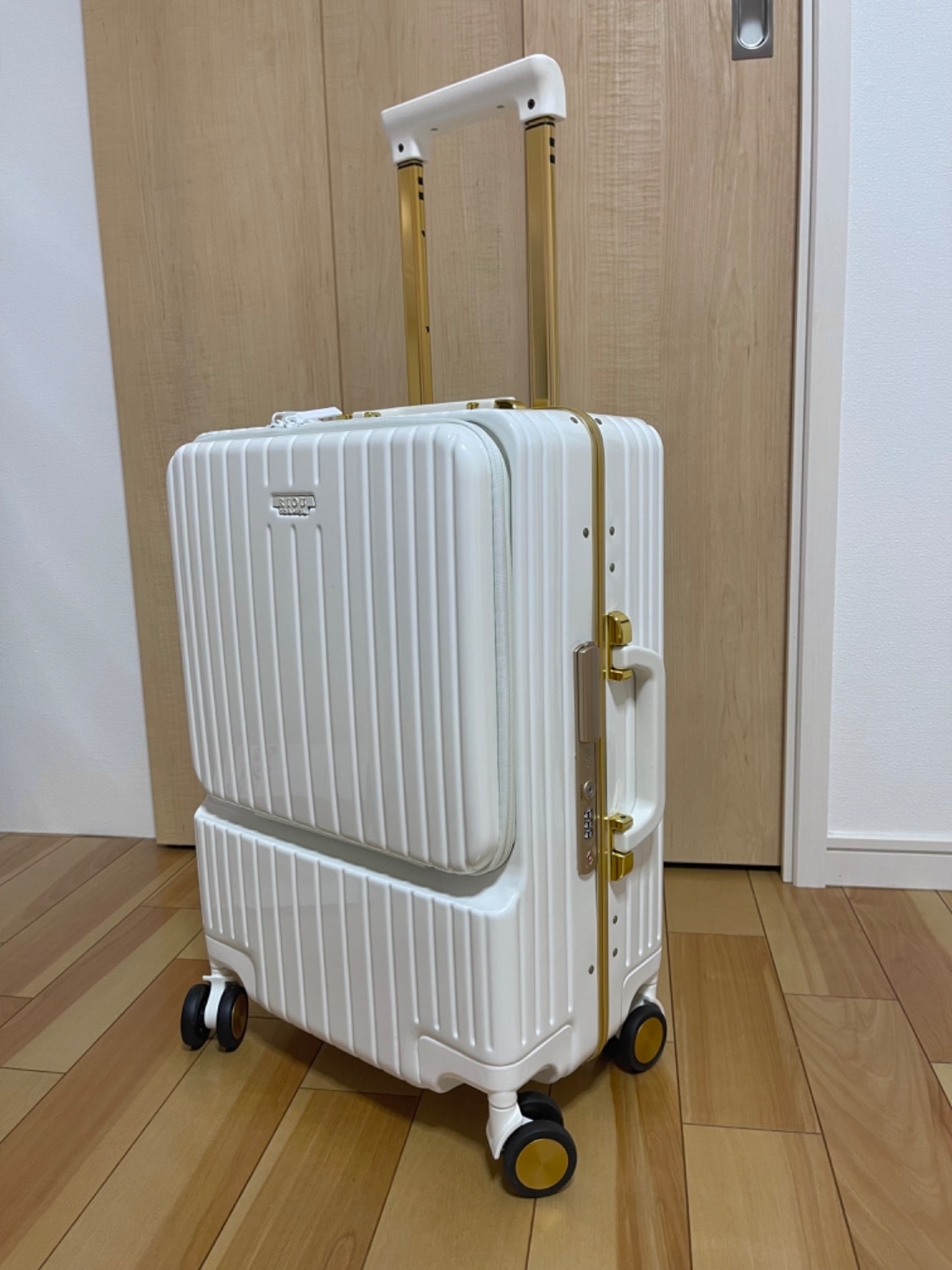 RIOUスーツケース フロントオープン 機内持ち込み レビュー画像13