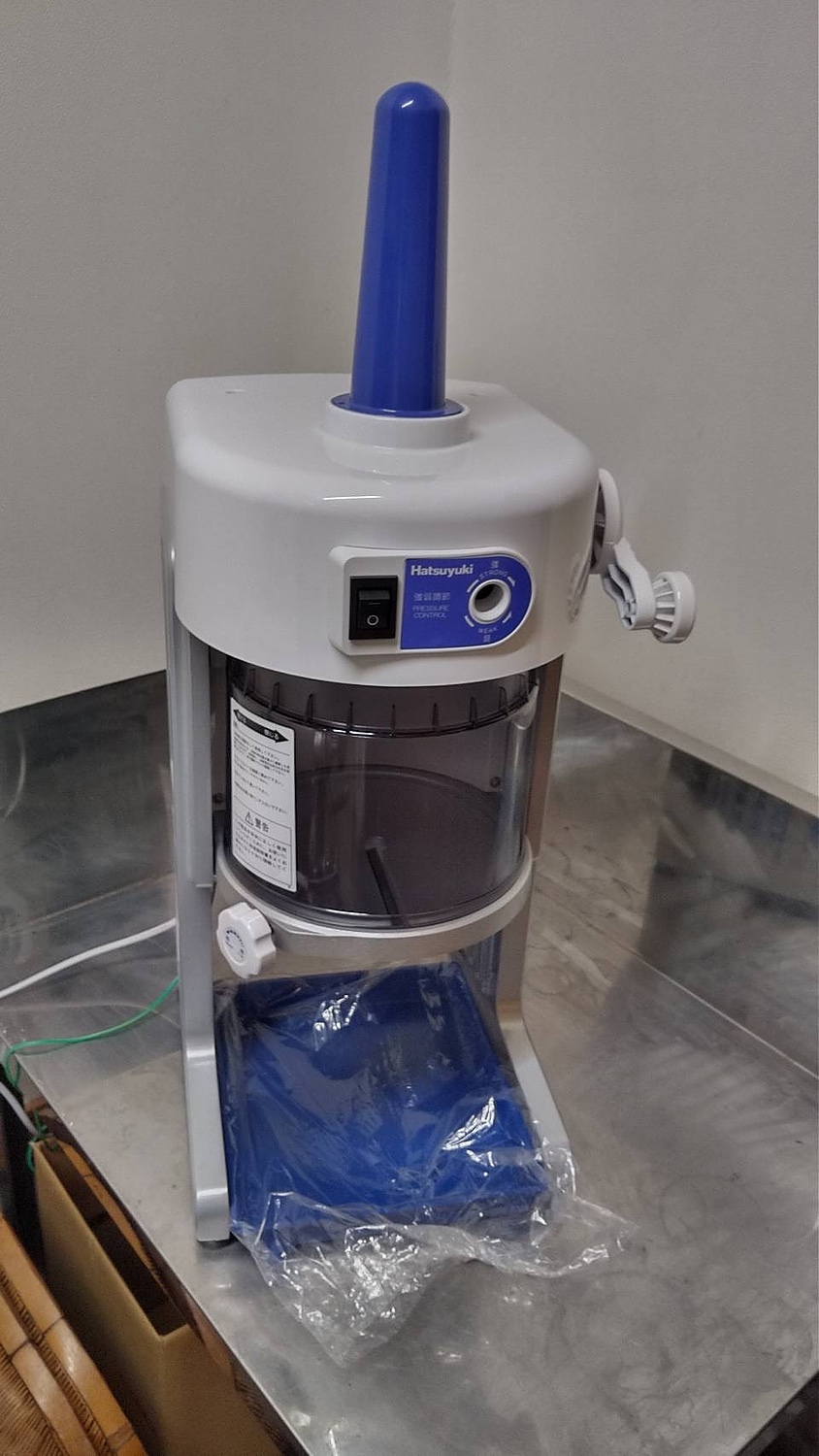 楽天市場】【送料無料】電動式ブロック氷専用かき氷機 ベイシス 楽天市場】【送料無料】電動式ブロック氷専用かき氷機 ベイシス