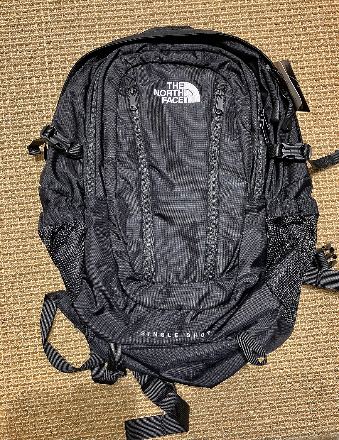 新品未使用 THE NORTH FACE ノースフェイス アウトドア バッグ ブラック ノースフェイスアウトドアシングルショット Single  Shot リュック バックパック デイパック 通勤 通学NM72203K altaruco.com