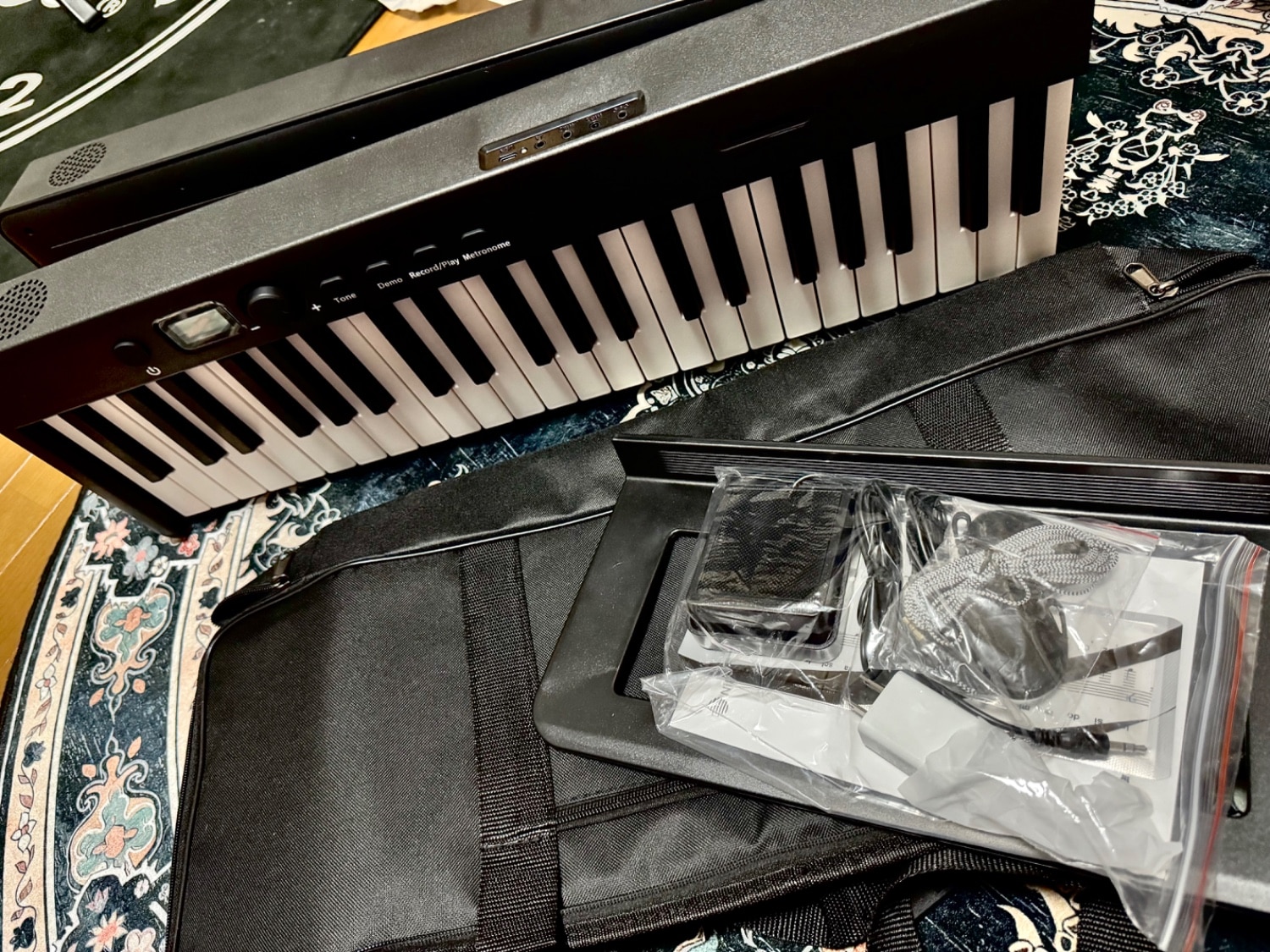楽天市場】ニコマク NikoMaku 電子ピアノ 88鍵盤 折り畳み式 SWAN-X 黒 楽天市場】ニコマク NikoMaku 電子ピアノ 88鍵盤 折り畳み式 SWAN-X 黒