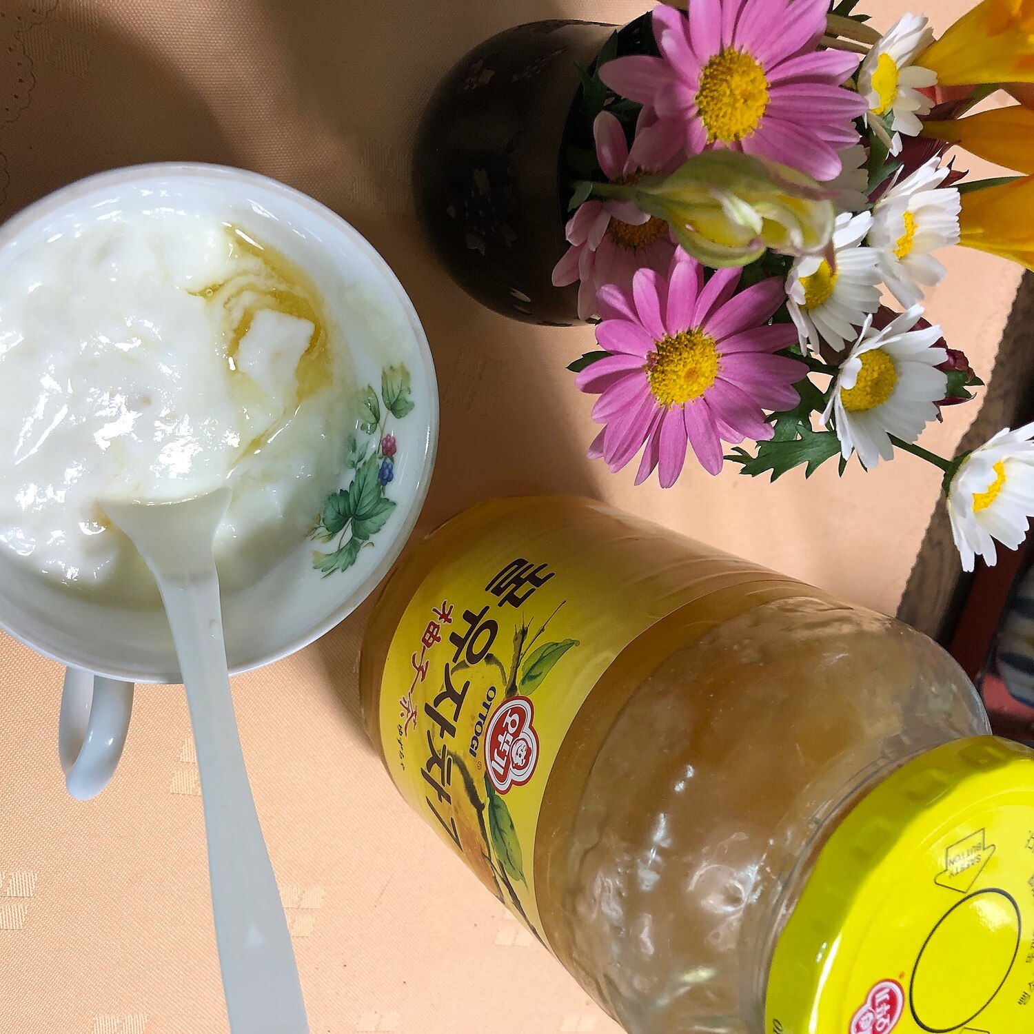 韓国 オットギ 1kg 三和はちみつ 三和 個 蜂蜜 1 蜂蜜ゆず茶 蜂蜜含有 柚子茶 1kg ゆず茶 オットゥギ三和 韓国 オットギ 1kg 三和はちみつ 三和 個 蜂蜜 1 蜂蜜ゆず茶 蜂蜜含有 柚子茶 1kg ゆず茶 オットゥギ三和