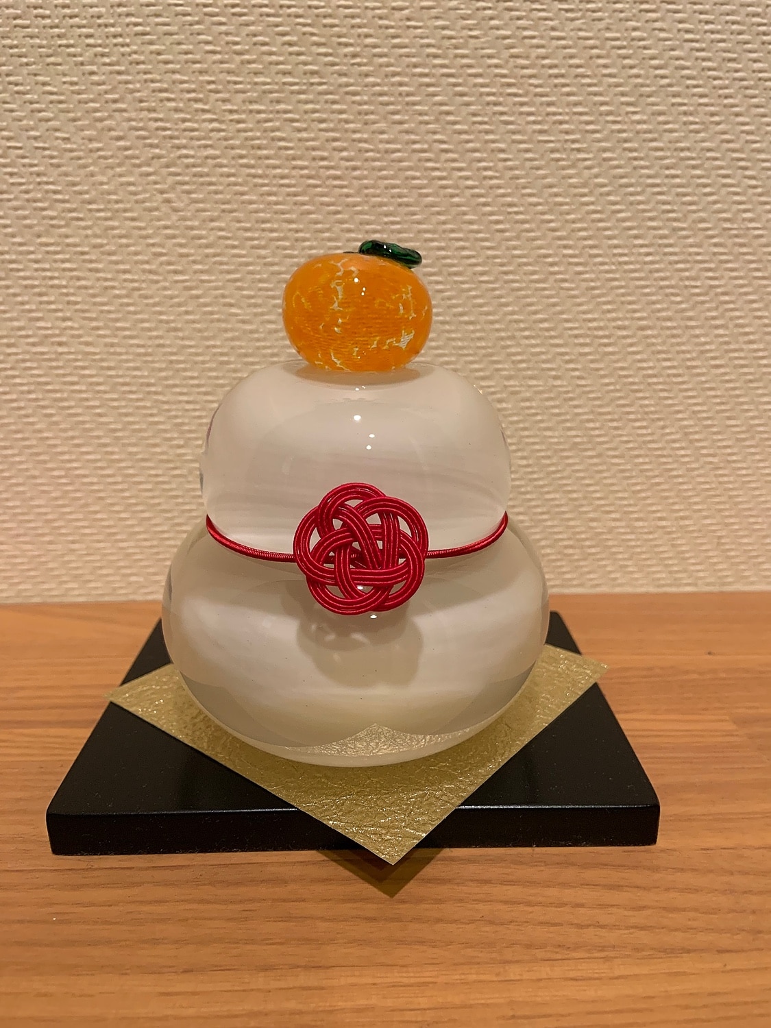 楽天市場】工房 CRAFTHOUSE ガラス製 鏡餅 白（大） 敷板・梅結び水引