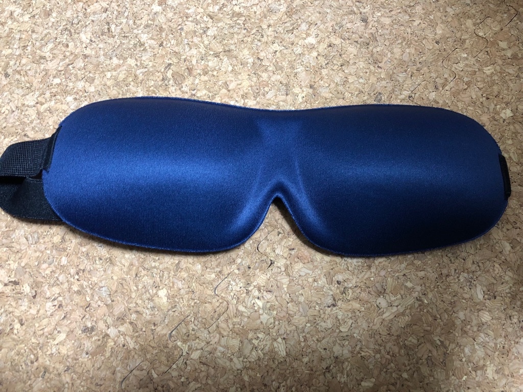 【楽天市場】アイマスク iSleep 3D EYE MASK（アイスリープ 3D アイマスク）フリーサイズ（男女兼用） 「遮光性×開放感」を