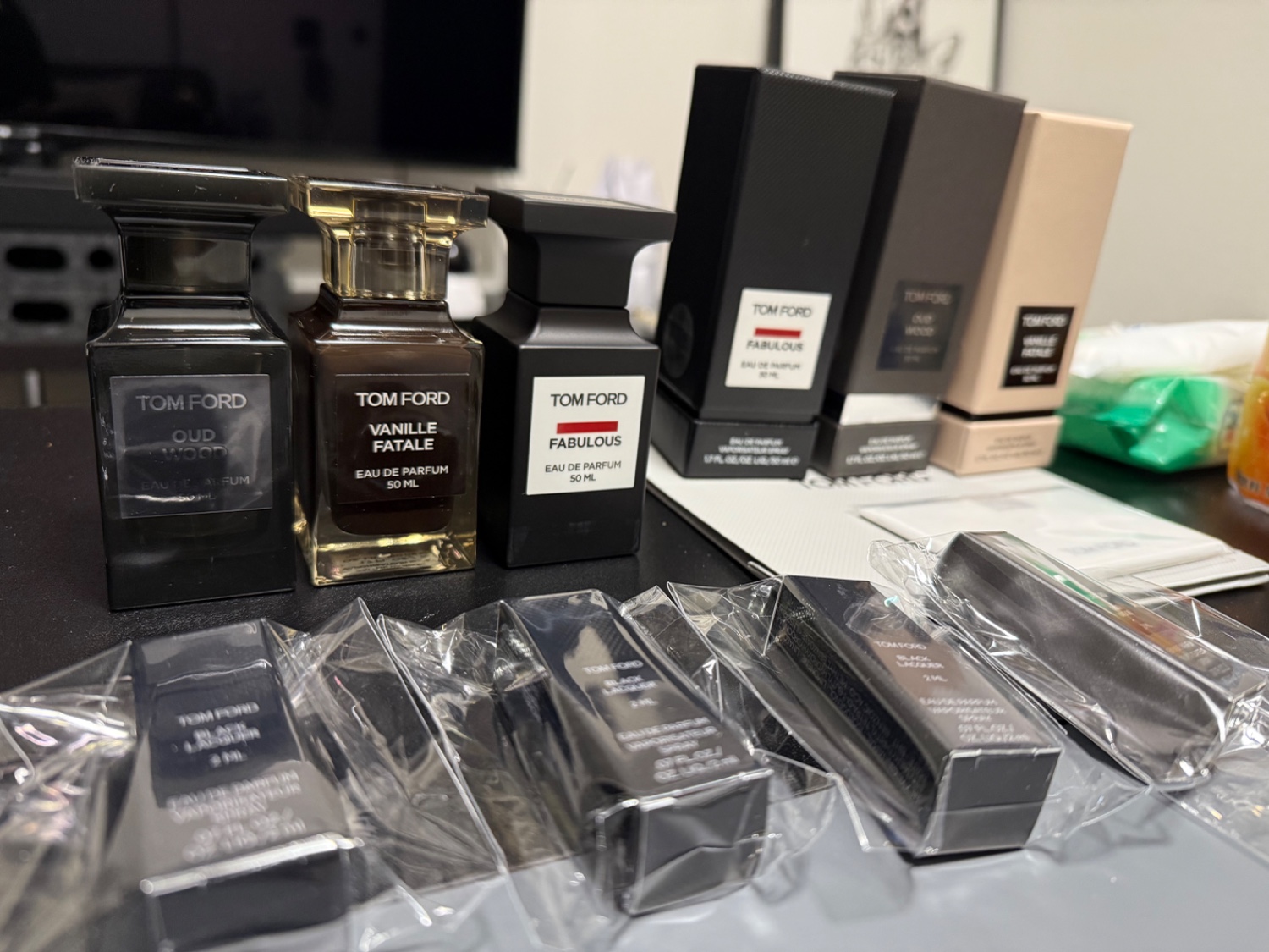 TOM FORD OUD WOOD 30mL 香水 2410_frg_owops_01_1.jpg