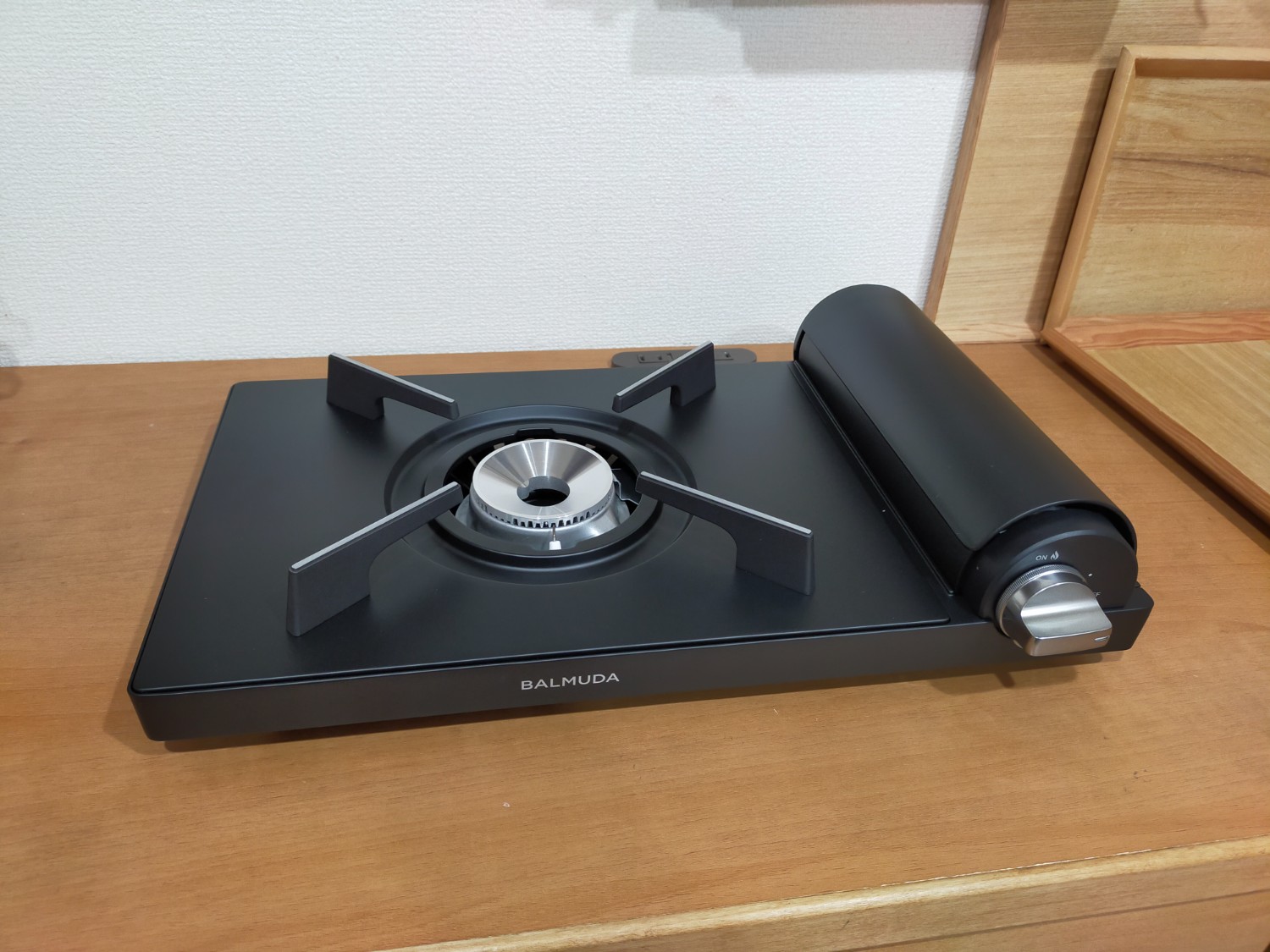 楽天市場】○楽天1位 正規品 バルミューダ テーブルストーブ BALMUDA