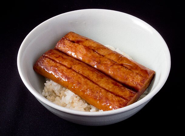 楽天市場 えっ これ うなぎじゃないの とのお声も うなかま ウナカマ うなぎ風かまぼこ 鰻風かまぼこ うなかまちゃん Tbs Wadaiの王国 に出演 スギヨ うなかま まとめ買いセットうなぎ風焼蒲うな蒲ちゃん 6パック入り 10p24oct15 能登 日本