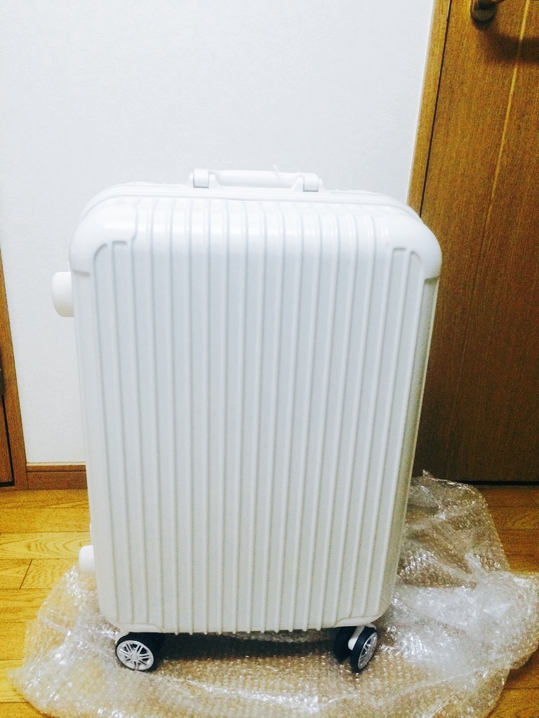 楽天市場 購入者さんの 最大2 000円offクーポン ポイント5倍 スーツケース Mサイズ フレームタイプ 軽量 キャリーバッグ キャリーケース かわいい おしゃれ レディース 無料受託手荷物 Tsa 旅行バッグ Suitcase 中型 キャリーバック Tsaロック ダブルキャスター