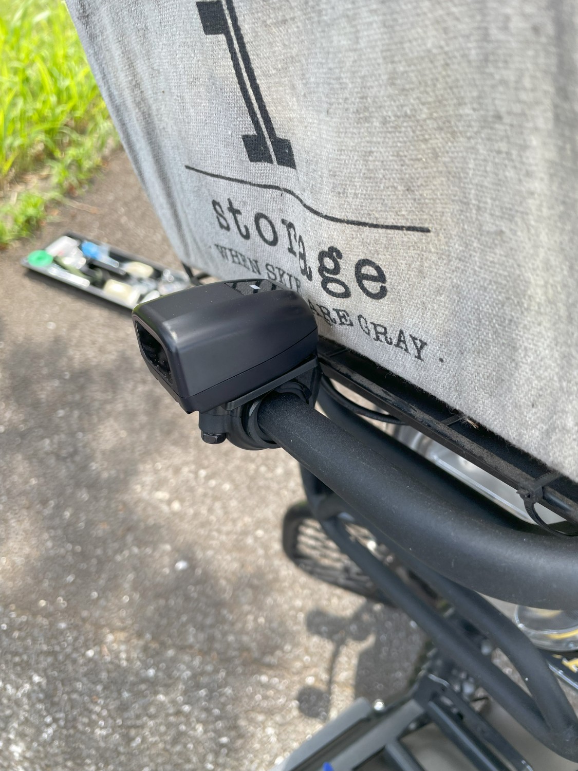 壺　雰囲気良さげです。 楽天市場】デイトナ 25674 MOTO GPS LASER 超高感度GPSレーザー