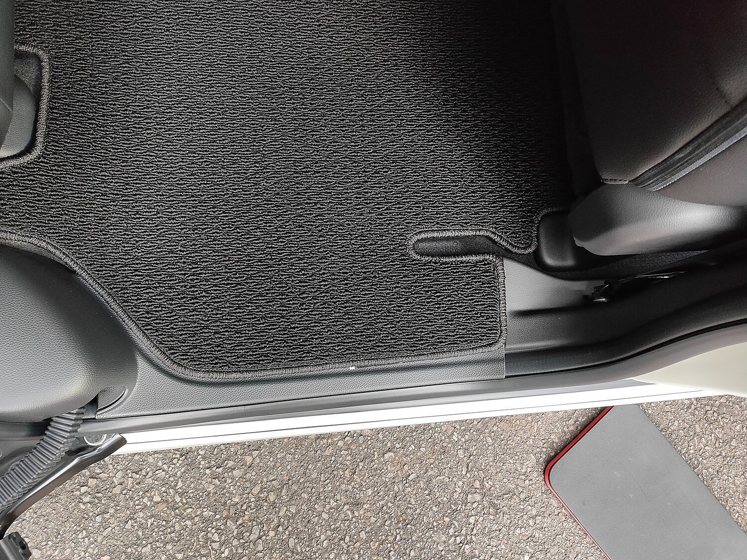 ホンダ n-box n-boxカスタム フロアマット STDシリーズ jf3 jf4 ホンダ nbox 専用 車用アクセ #NBOX #エヌボックス #フロアマット レビュー画像8