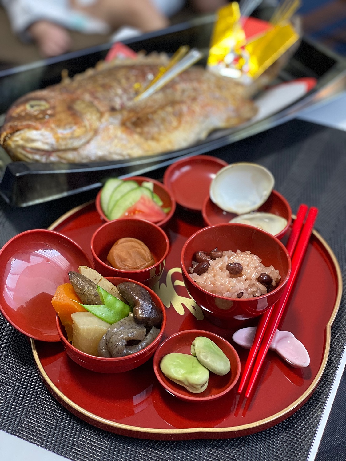 赤ちゃんのお食い初めの祝い膳食器セット 百日膳松竹梅 （黒色）女の子