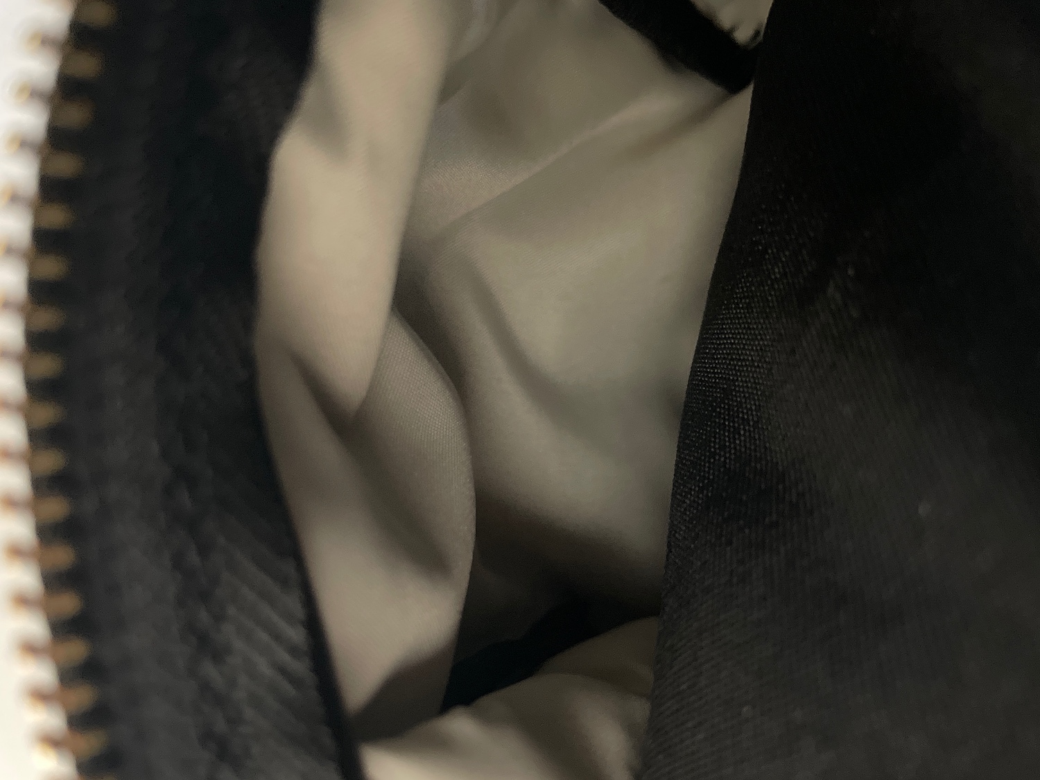 ポーター　ドラフト　ショルダーバッグ　黒 PORTER ポーター ドラフト ショルダーバッグ | TOZAI NANBOKUYA