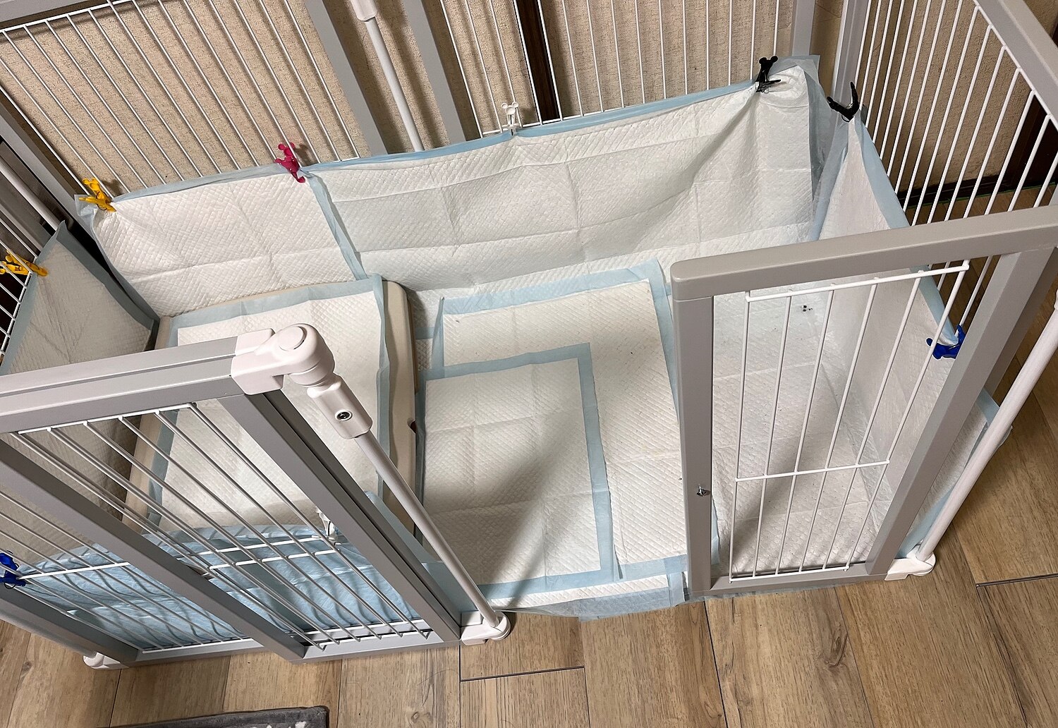 自由にレイアウトOK 折りたたみ ペットサークル 木製 折り畳み ハイタイプ 完成品 高さ 70cm ドア付き ロック付 折りたたみペットサークル 木製ペットサークル ペットサークル口コミ レビュー画像3