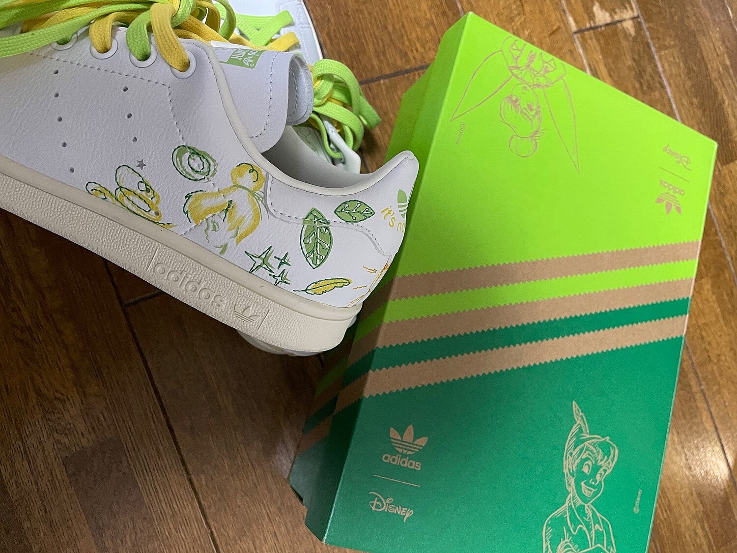 楽天市場 送料無料 公式セール セール価格 ディズニー スタンスミス 公式 アディダス Adidas 返品可 スタンスミス Stan Smith オリジナルス レディース メンズ シューズ 靴 スニーカー 白 ホワイト Gz5994 Dish ローカット Adidas Online Shop 楽天市場店