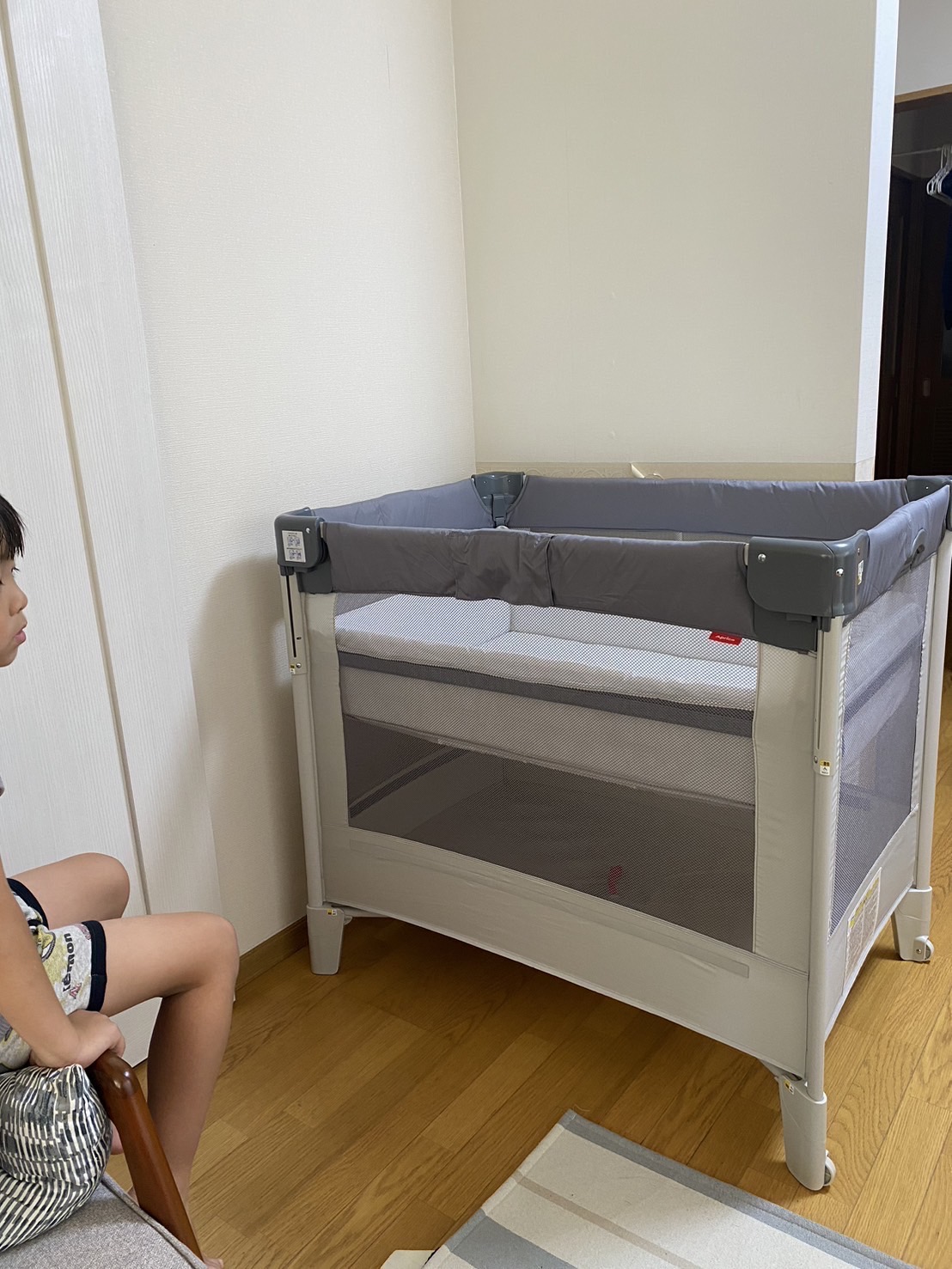 ココネルエアーAB 折りたたみ式のベビーベッド 楽天市場】アップリカ ココネルエアー AB 新生児 から ベビー