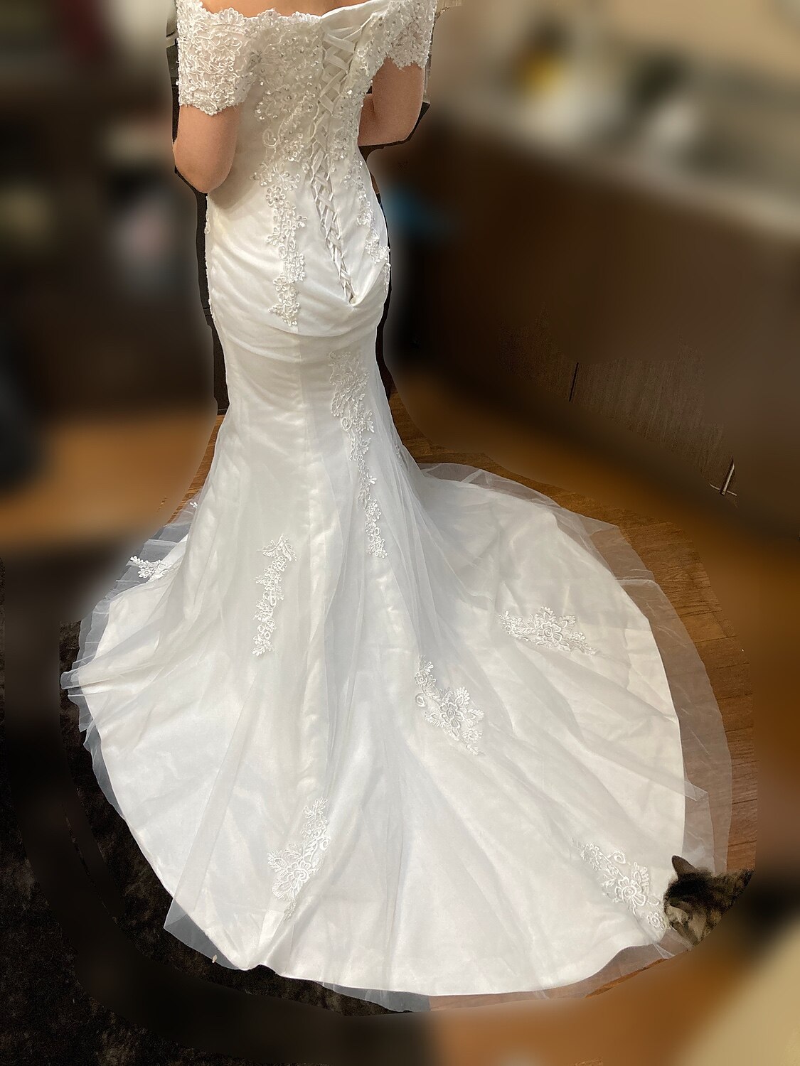 楽天市場 マーメイドラインドレス ウエディングドレス オフショルダー 花嫁 ブライダル 結婚式 マーメイドライン ウェディングドレス 二次会 ロングドレス 披露宴 マーメイド ドレス トレーン 演奏会 Wedding Dress ホワイト 白 カラーストーリー楽天市場店 みんなの
