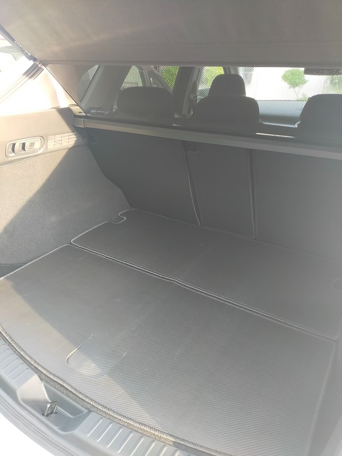 マツダ CX-5 cx5 KF系 新型対応 ラゲッジルームマット ◆カーボンファイバー調 リアルラバー HOTFIELD #CX5 #CX5カスタム #マツダCX5 レビュー画像3