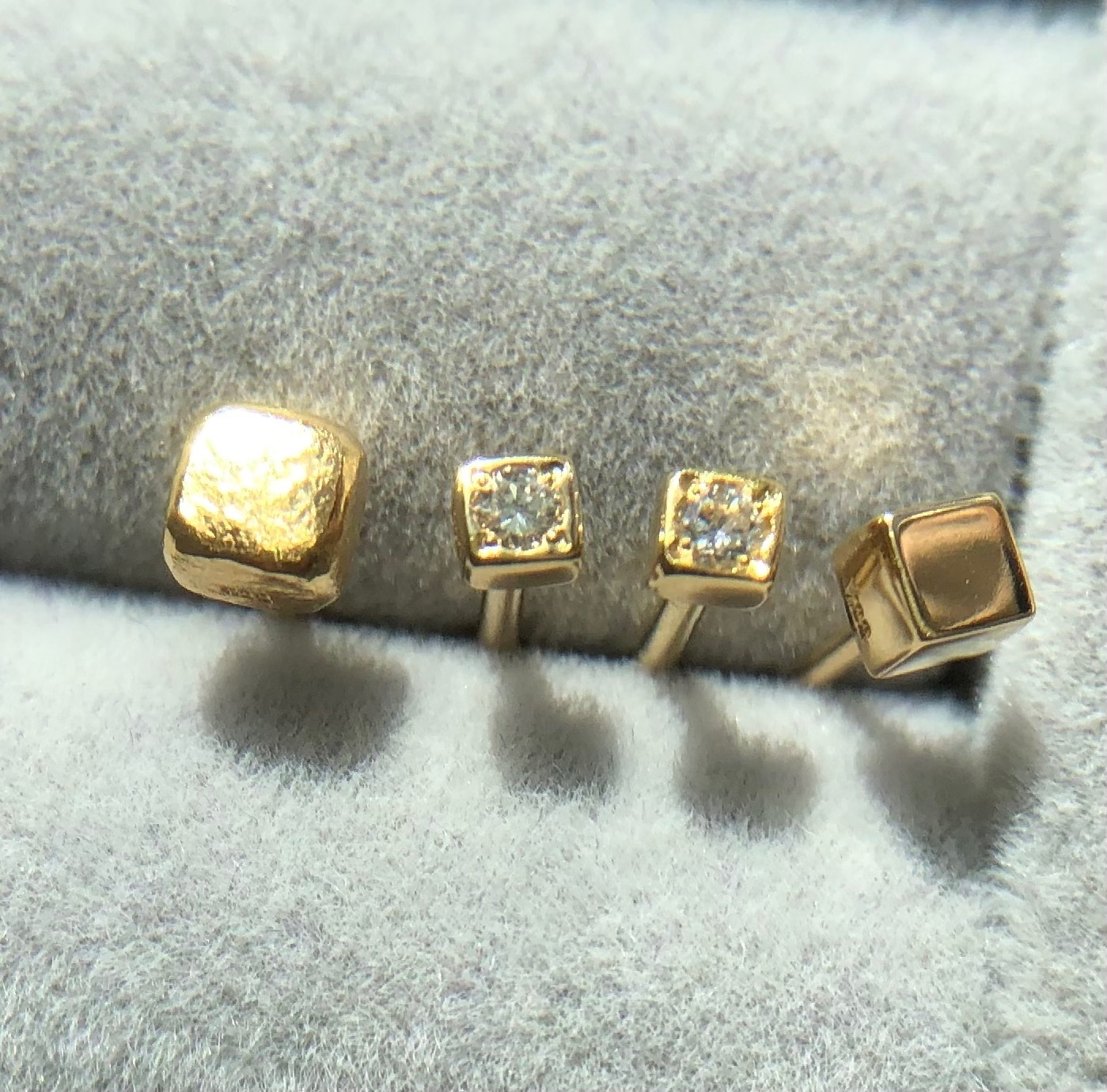 楽天市場】【ピアス】片耳販売22金0.02ctダイヤモンドピアス太さ選べる