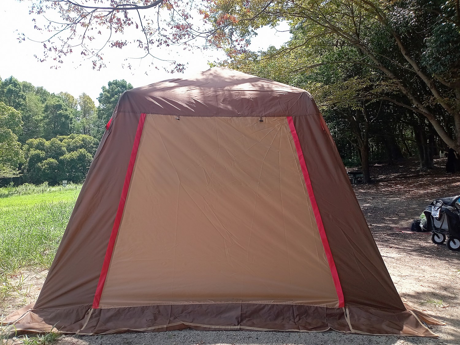 楽天市場】☆CHANODUG OUTDOOR☆簡単設営☆ワンタッチスクリーン 楽天市場】☆CHANODUG OUTDOOR☆簡単設営☆ワンタッチスクリーン