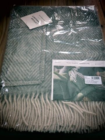 ラプアン カンクリ ラプアンカンクリ ショールウィズポケット LAPUANKANKURIT レビュー画像14