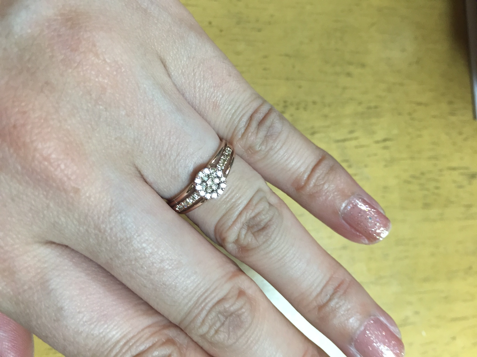 ホワイトゴールド リング K10 イエローゴールド ホワイトゴールド ピンクゴールド リング SIクラス ダイヤモンドリ ココカルリング K10ダイヤモンドリング ダイヤモンドリング口コミ レビュー画像8