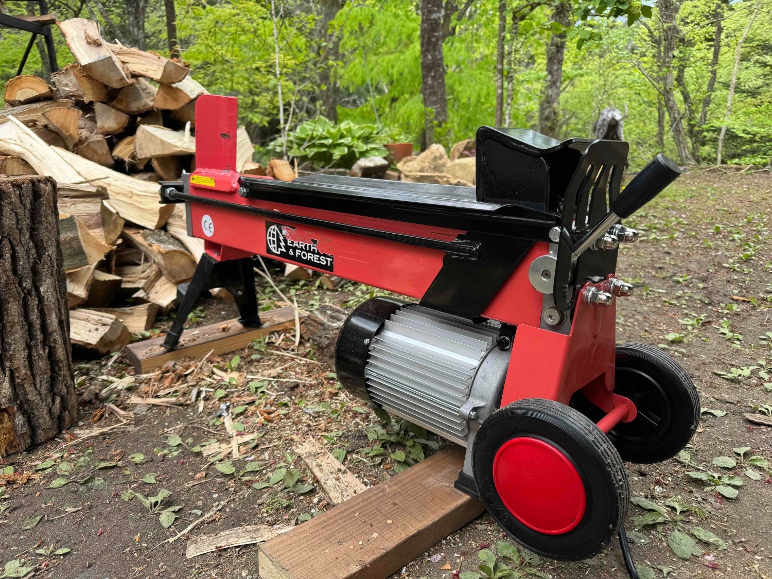 楽天市場】電動油圧式薪割り機7トンモデル 1ハンドルタイプ 送料無料