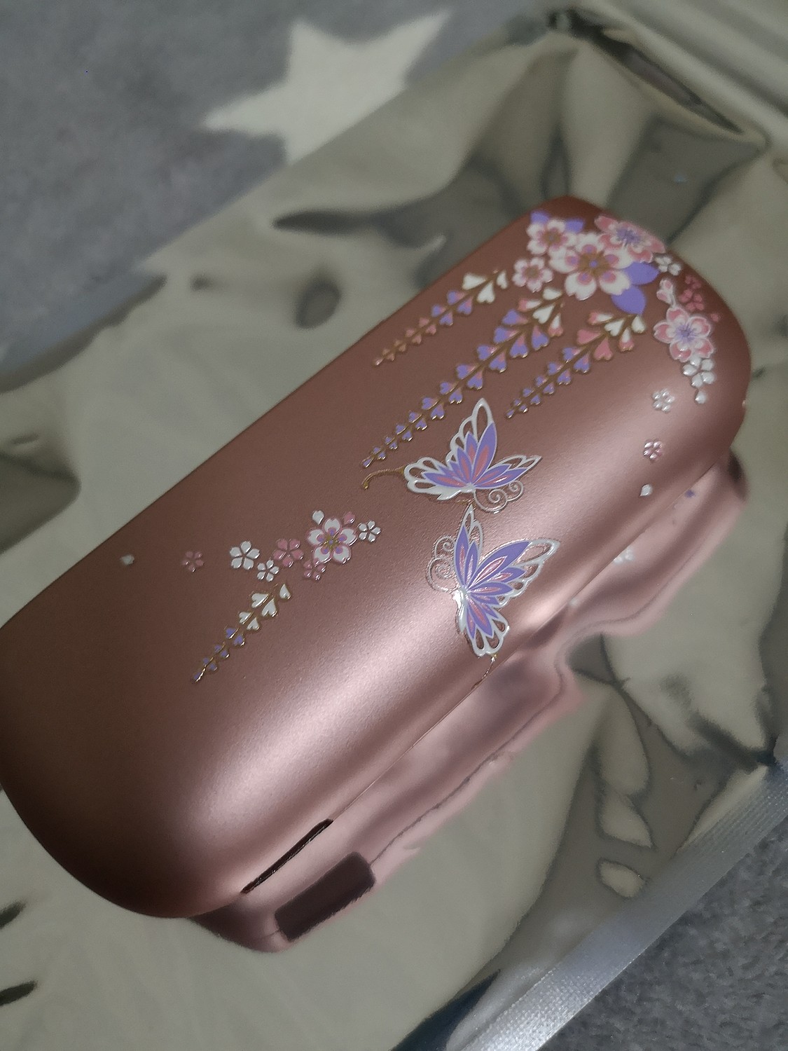 楽天市場】蒔絵シール【舞妓はんの華かんざし 4月（桜）】ケータイ スマホ iPhone カバー デコ ステッカー シール さくら サクラ 簪(TOYO  LABO Shop) | みんなのレビュー・口コミ