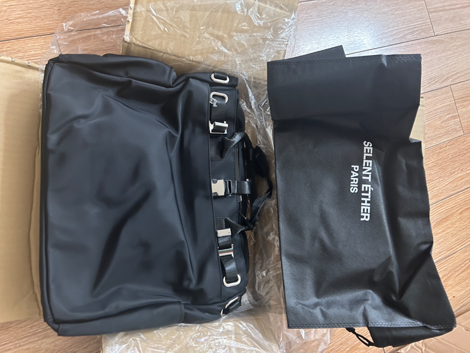 楽天市場】【正規取扱店】 セレーンエテール パリ トートバッグ 楽天市場】【正規取扱店】 セレーンエテール パリ トートバッグ