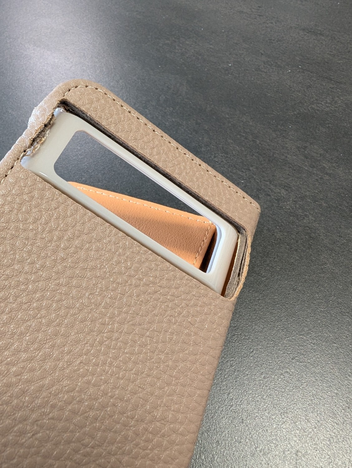 スマホケース 全機種対応 ケース カバー iPhone17 iPhone16e iPhoneSE iPhone14 KY 手帳型スマホケース 全機種対応 くすみカラー レビュー画像10