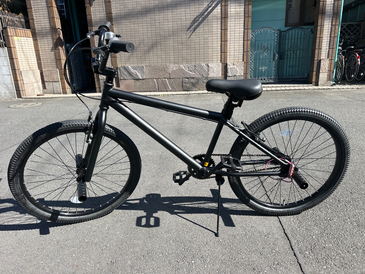 BMX アルエット (alouette) 24インチ 自転車 マット ブラック Amazon.co.jp: BMX アルエット (alouette) 24インチ 自転車