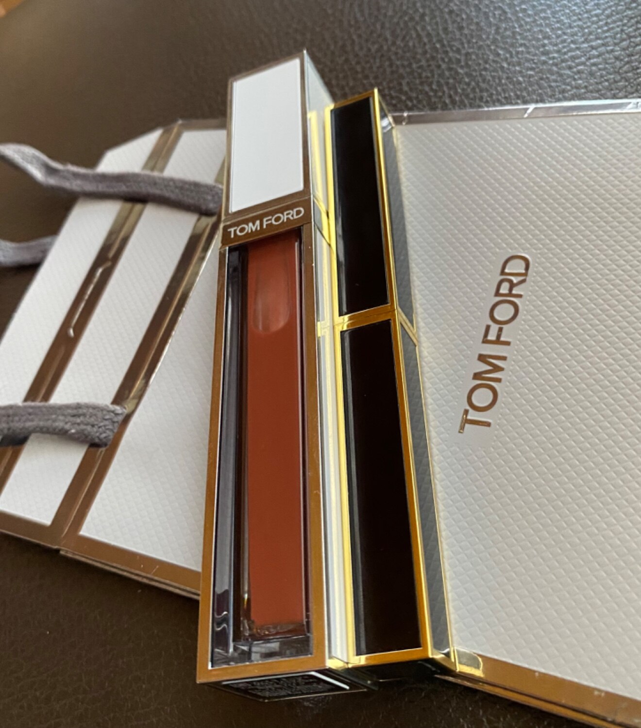 ソレイユ ネージュ グロス リュクス ｜ トムフォード tom ford トム フォード リップカラー 口紅 ギフト プ トムフォード グロスリュクス ソレイユネージュ レビュー画像13